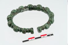Foto von Bronzebuckelarmreif (NHMW-PRAE-024959)